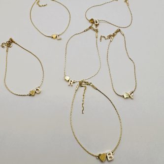Pulsera Iniciales - B